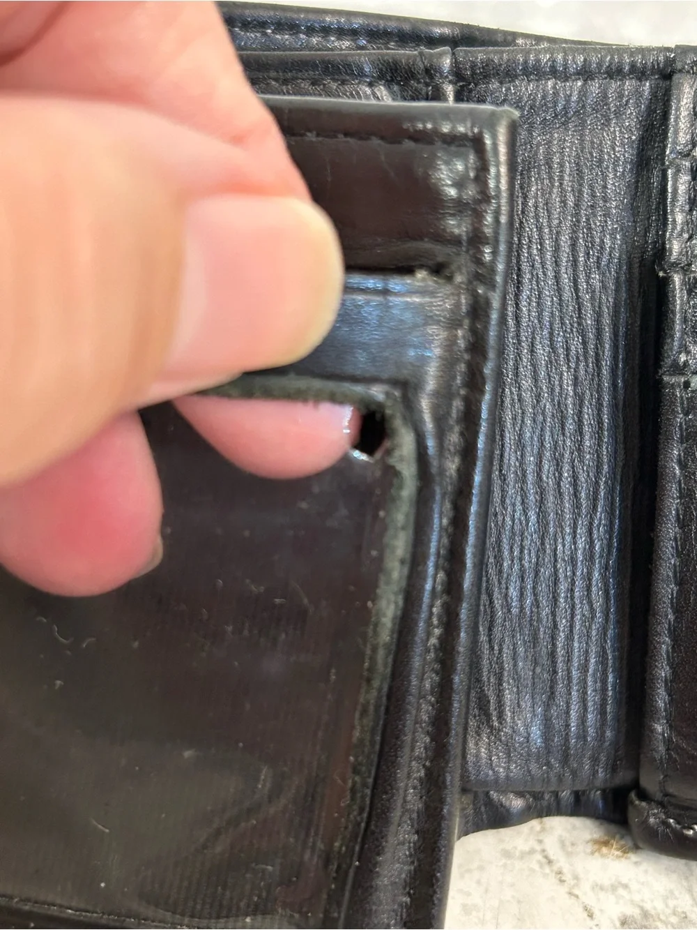 Calvin Klein Black Leather Bifold Card Holder with Stitch Trim